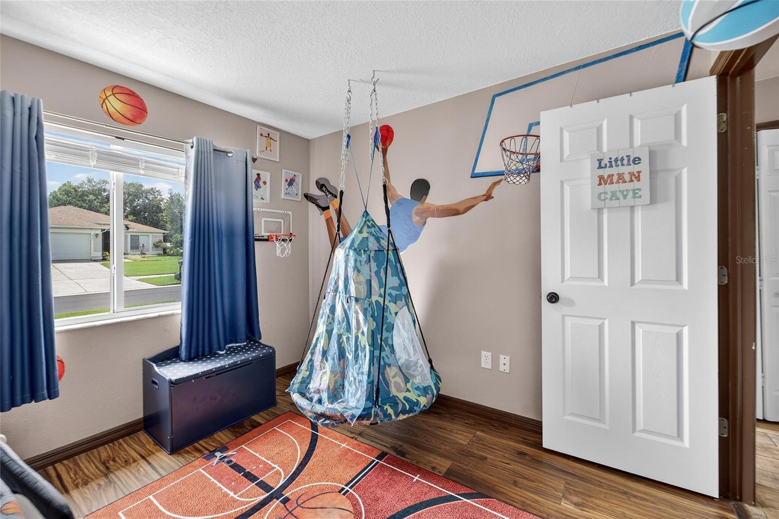 COUNTRY HILLS EAST UNIT SEVEN - Residential