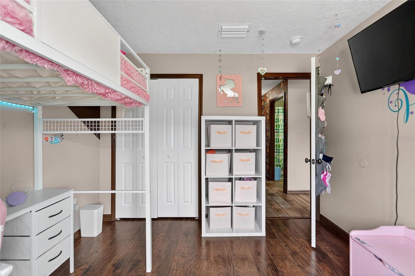 COUNTRY HILLS EAST UNIT SEVEN - Residential