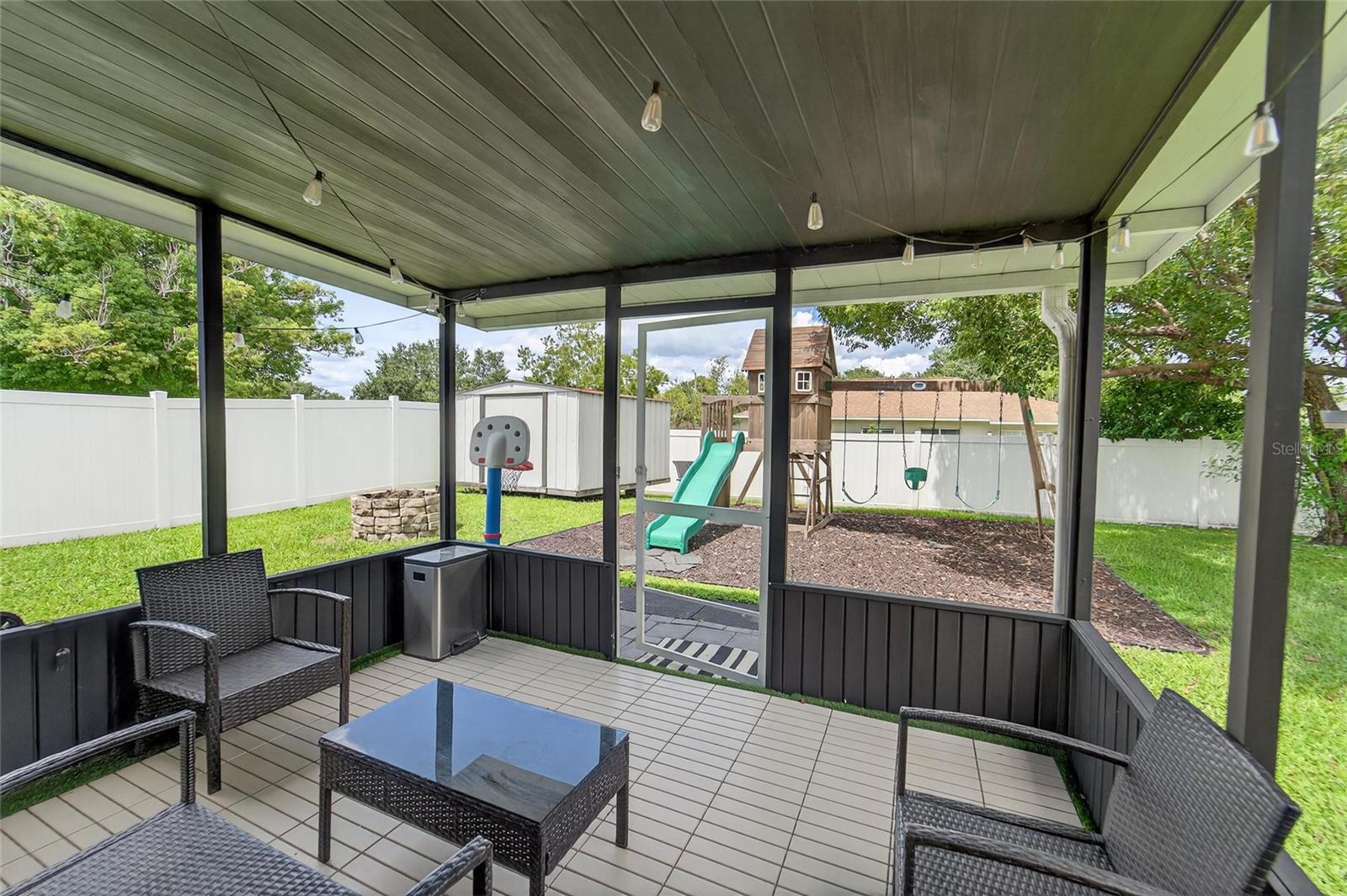 COUNTRY HILLS EAST UNIT SEVEN - Residential