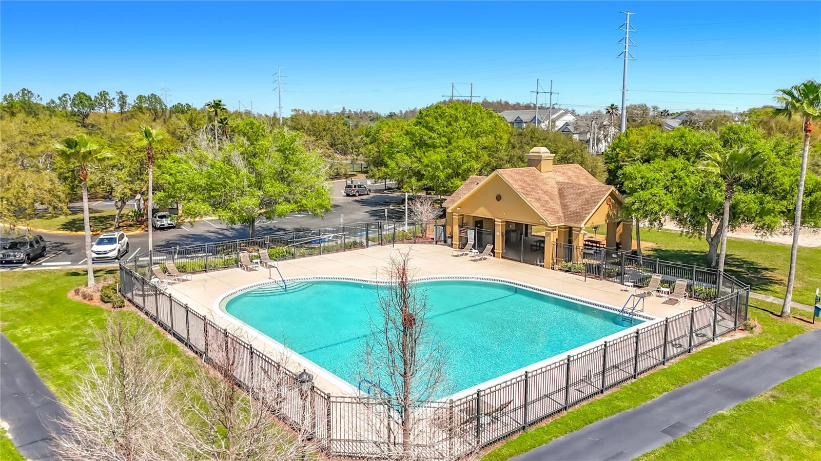 LAKE CHASE CONDO - Residential