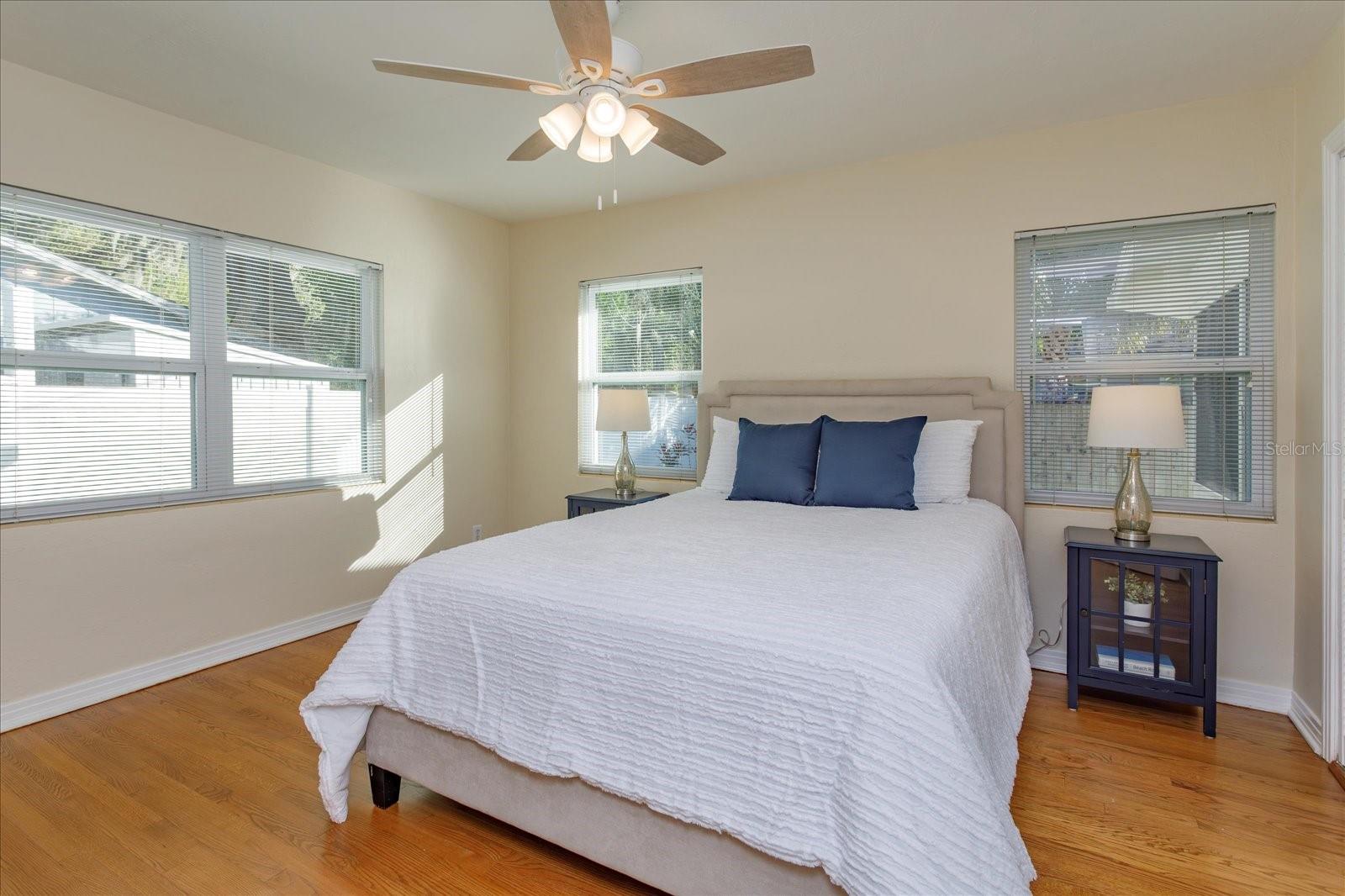 GARDEN ACRES - Residential