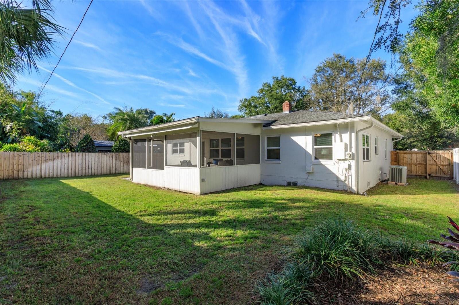 GARDEN ACRES - Residential