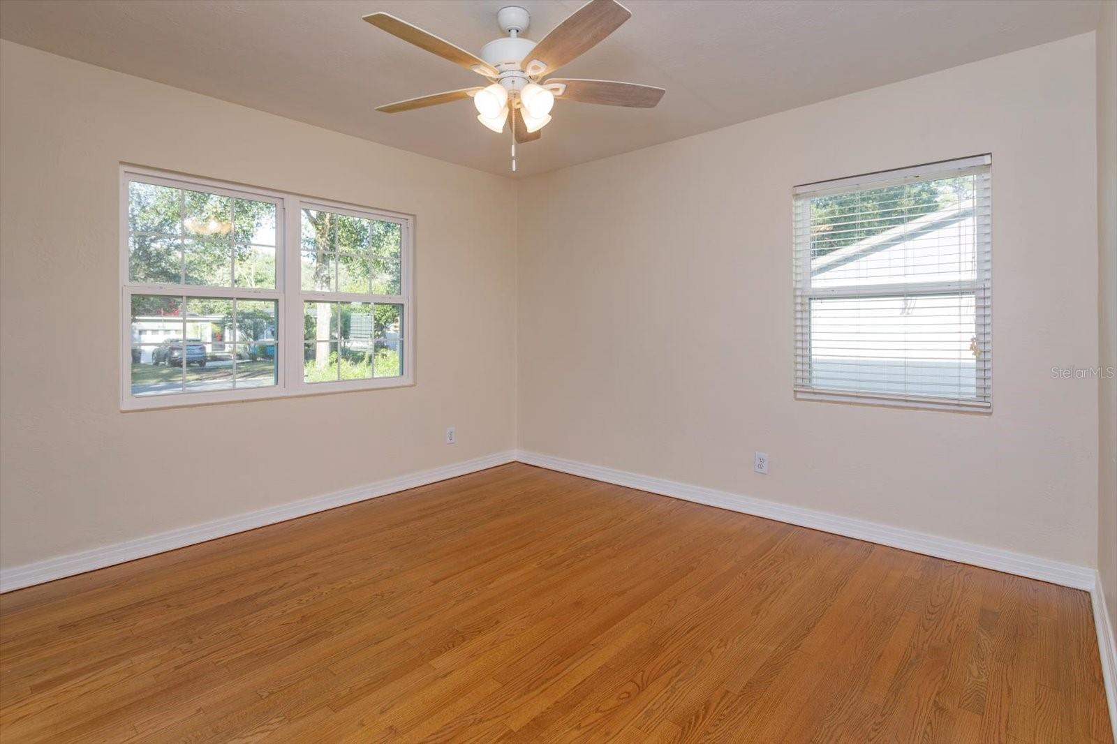 GARDEN ACRES - Residential