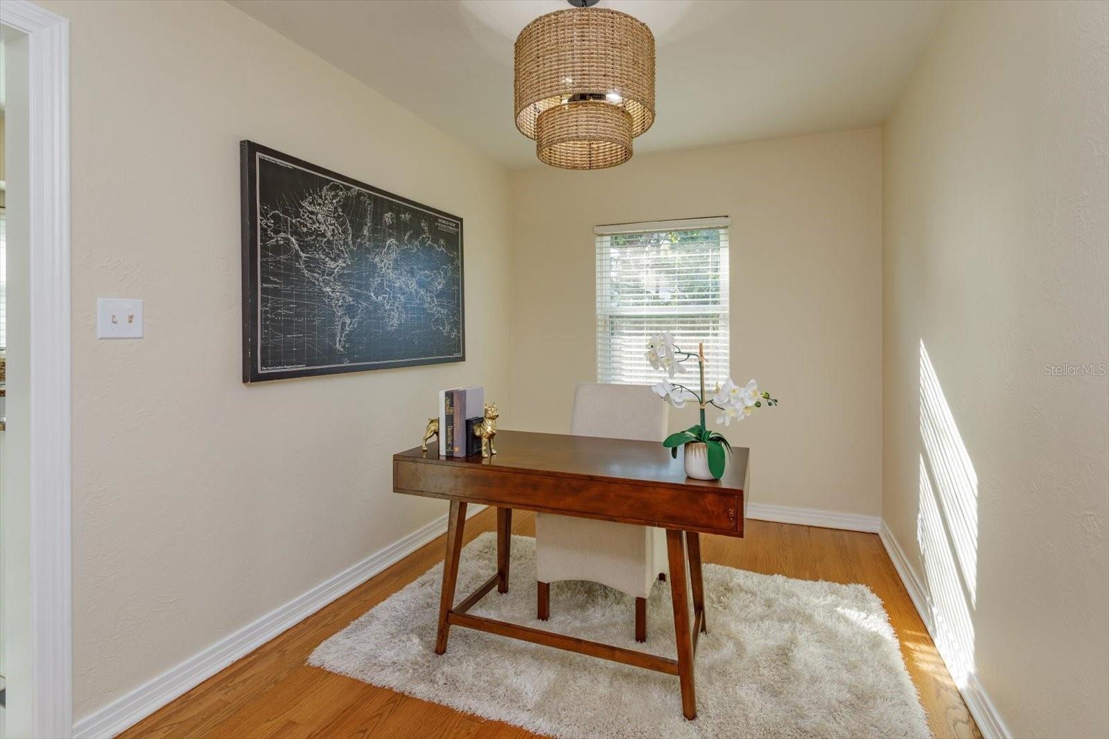 GARDEN ACRES - Residential