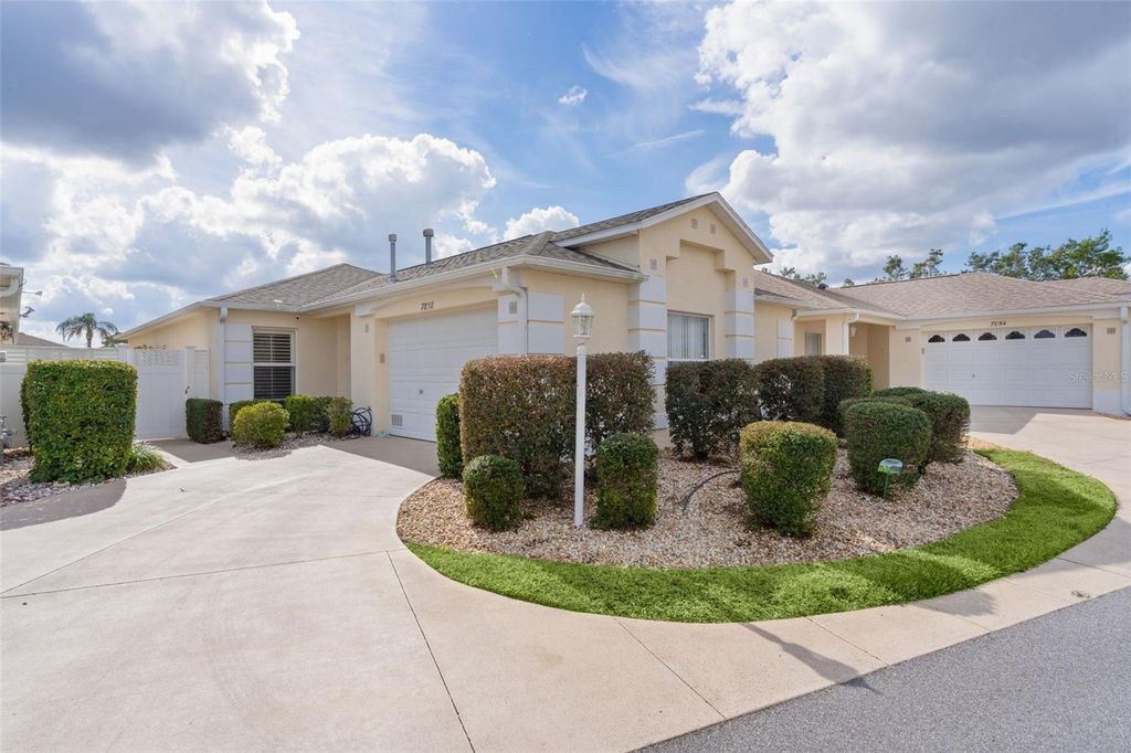Photo of 7858 SE 171st Buchanan Place, The Villages, FL 32162 (MLS # G5103792)