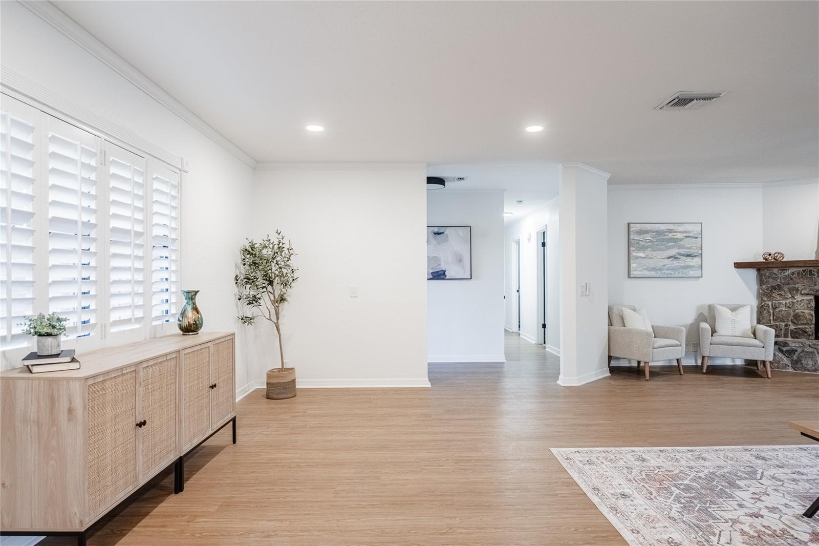 LAKE LINK ESTATES - Residential