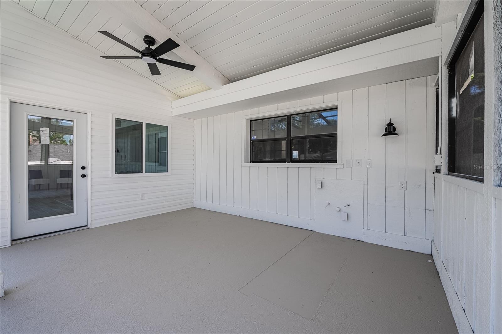 LAKE LINK ESTATES - Residential