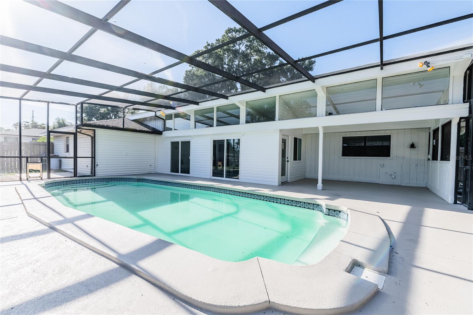 LAKE LINK ESTATES - Residential