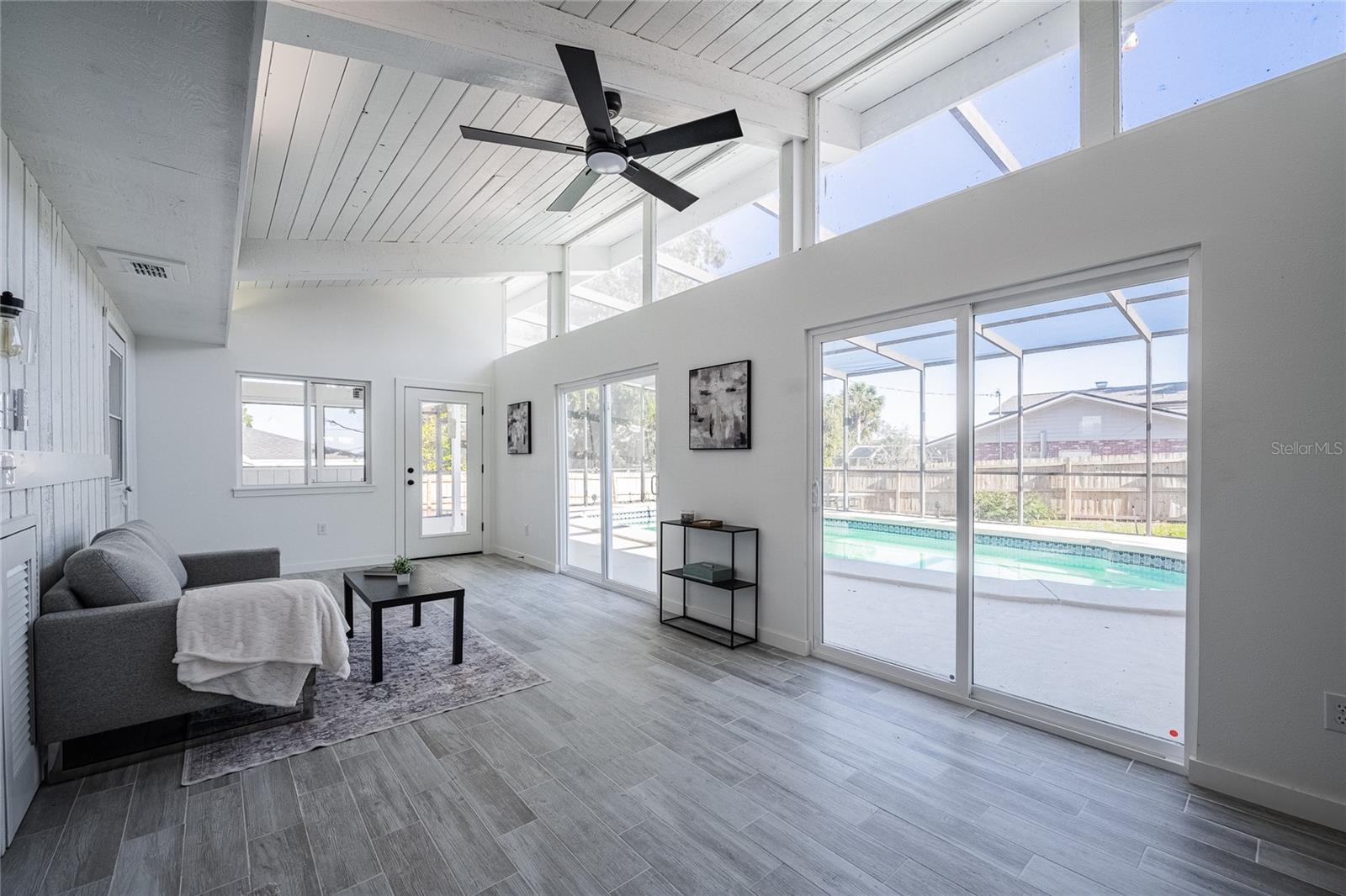 LAKE LINK ESTATES - Residential