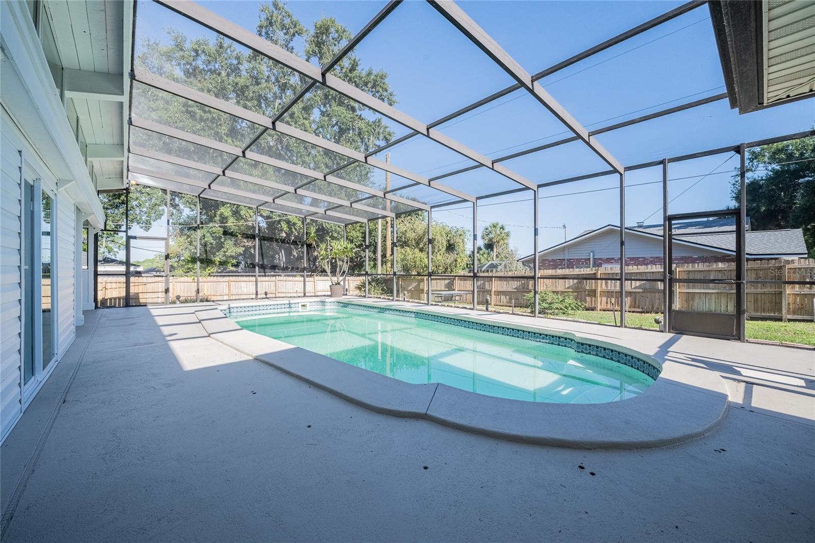 LAKE LINK ESTATES - Residential