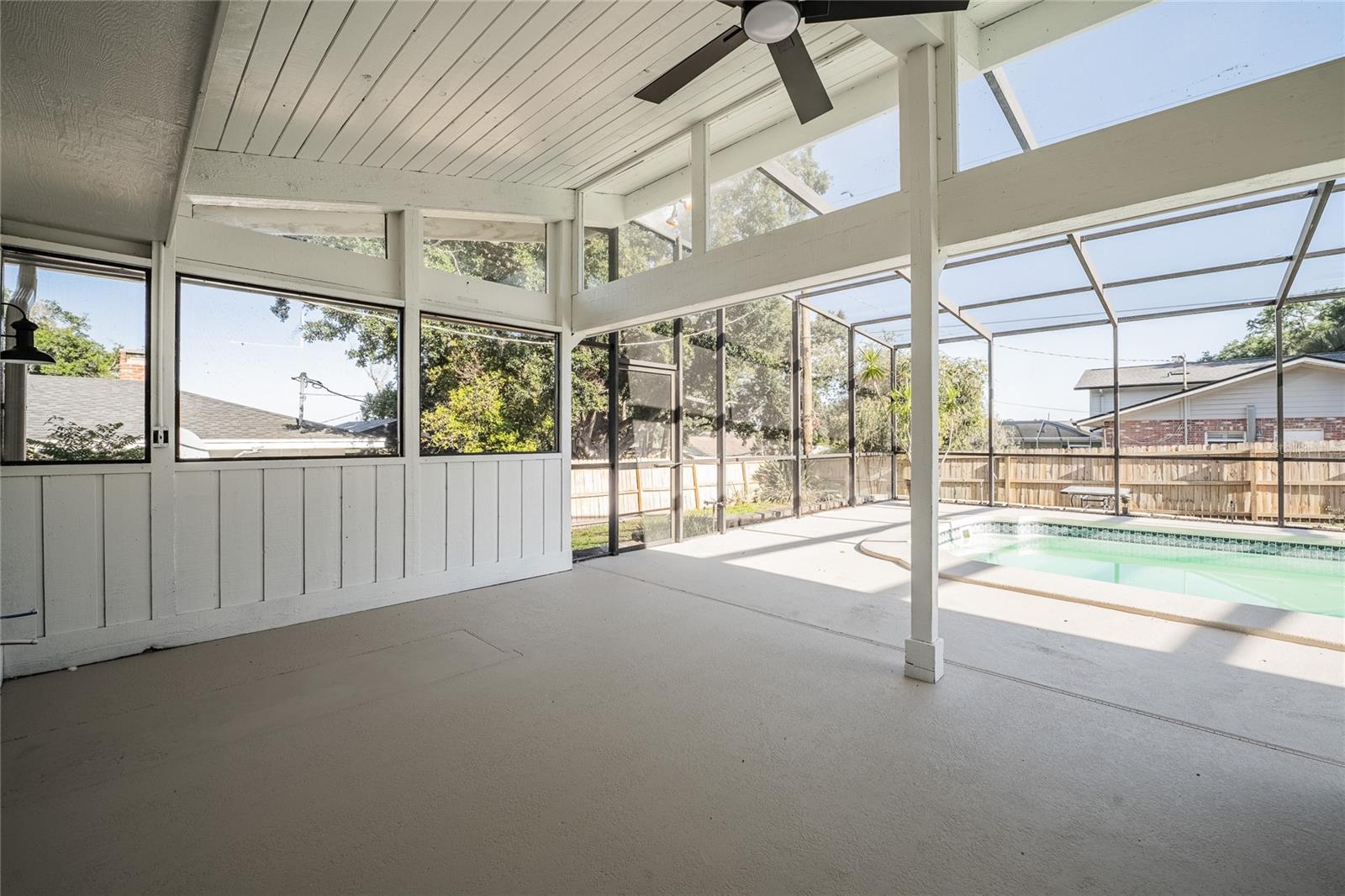 LAKE LINK ESTATES - Residential