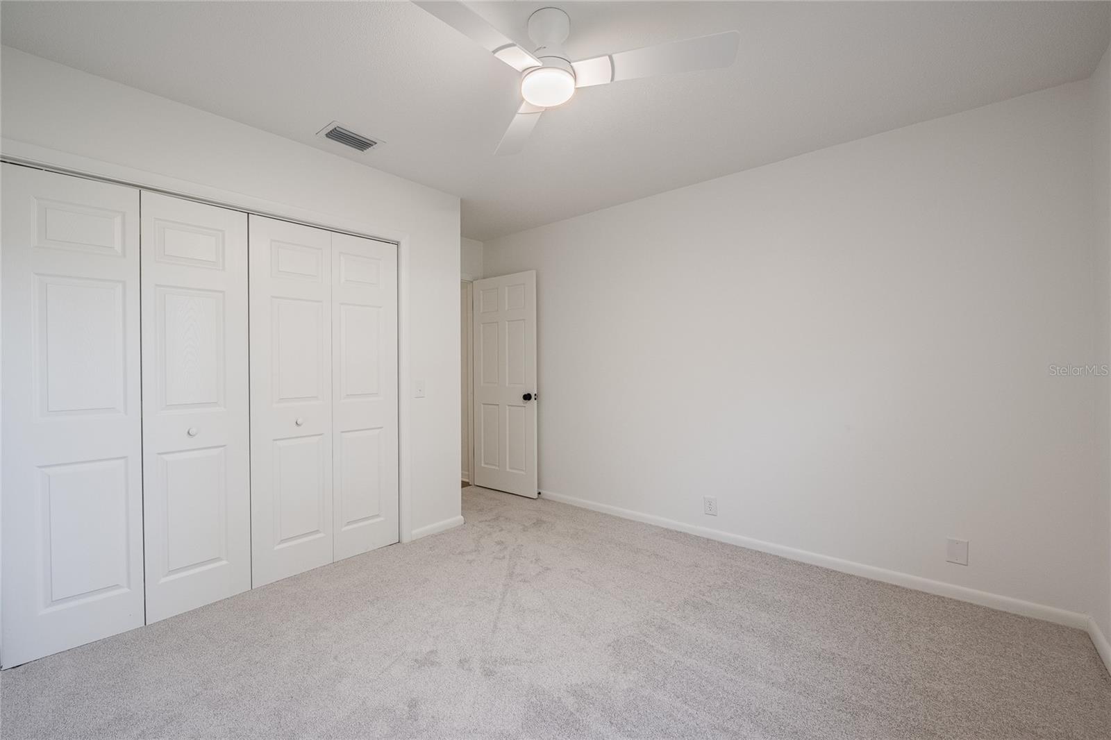 LAKE LINK ESTATES - Residential