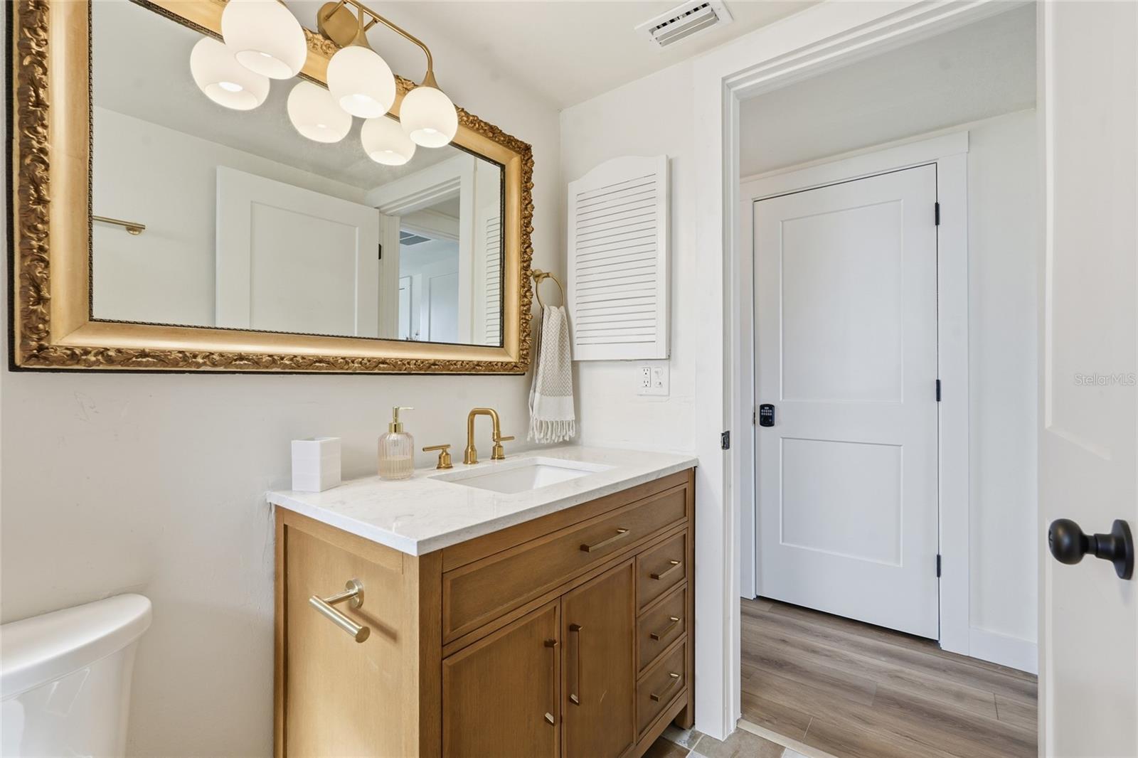 BEACON SQUARE - Residential