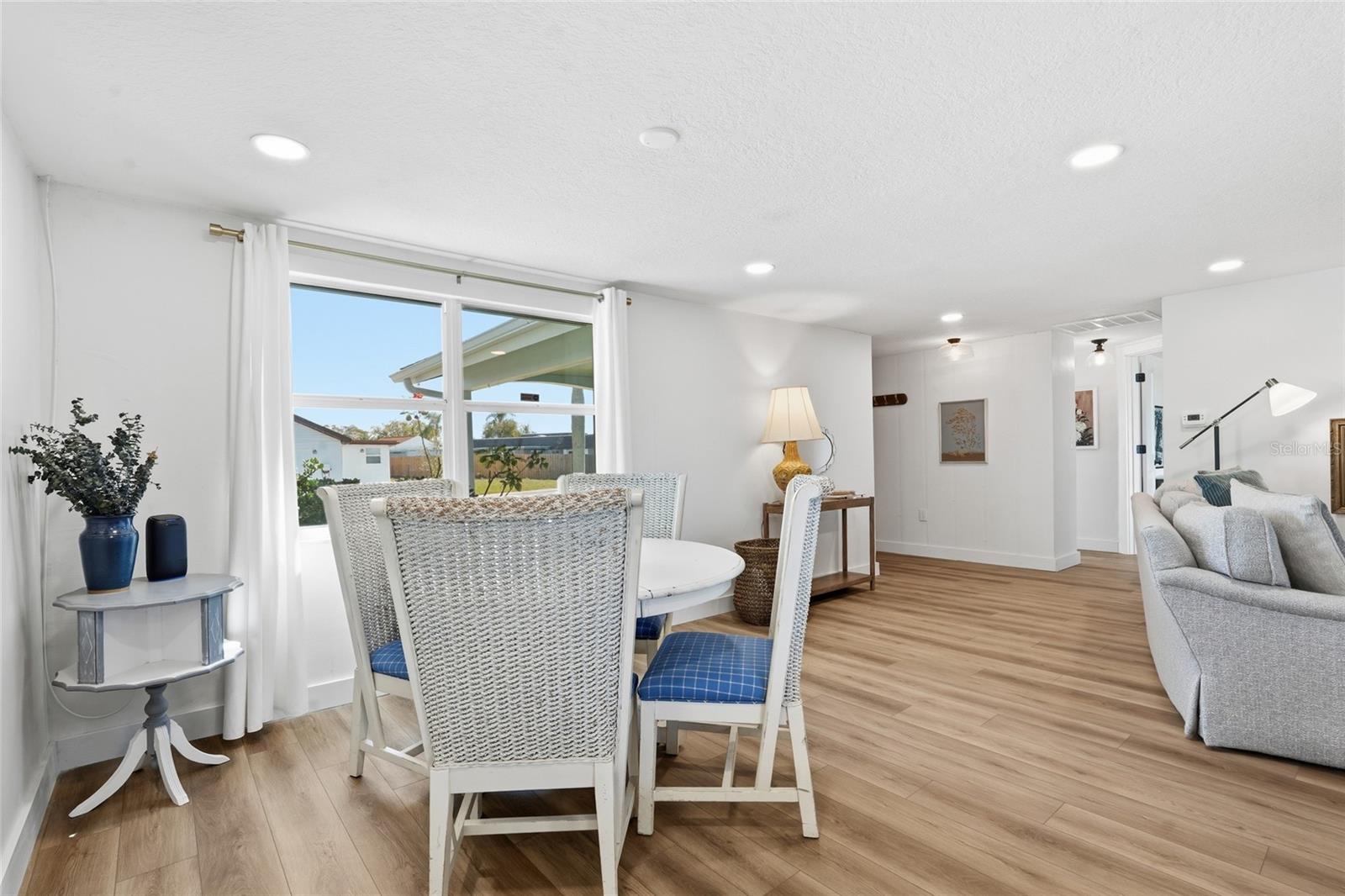 BEACON SQUARE - Residential