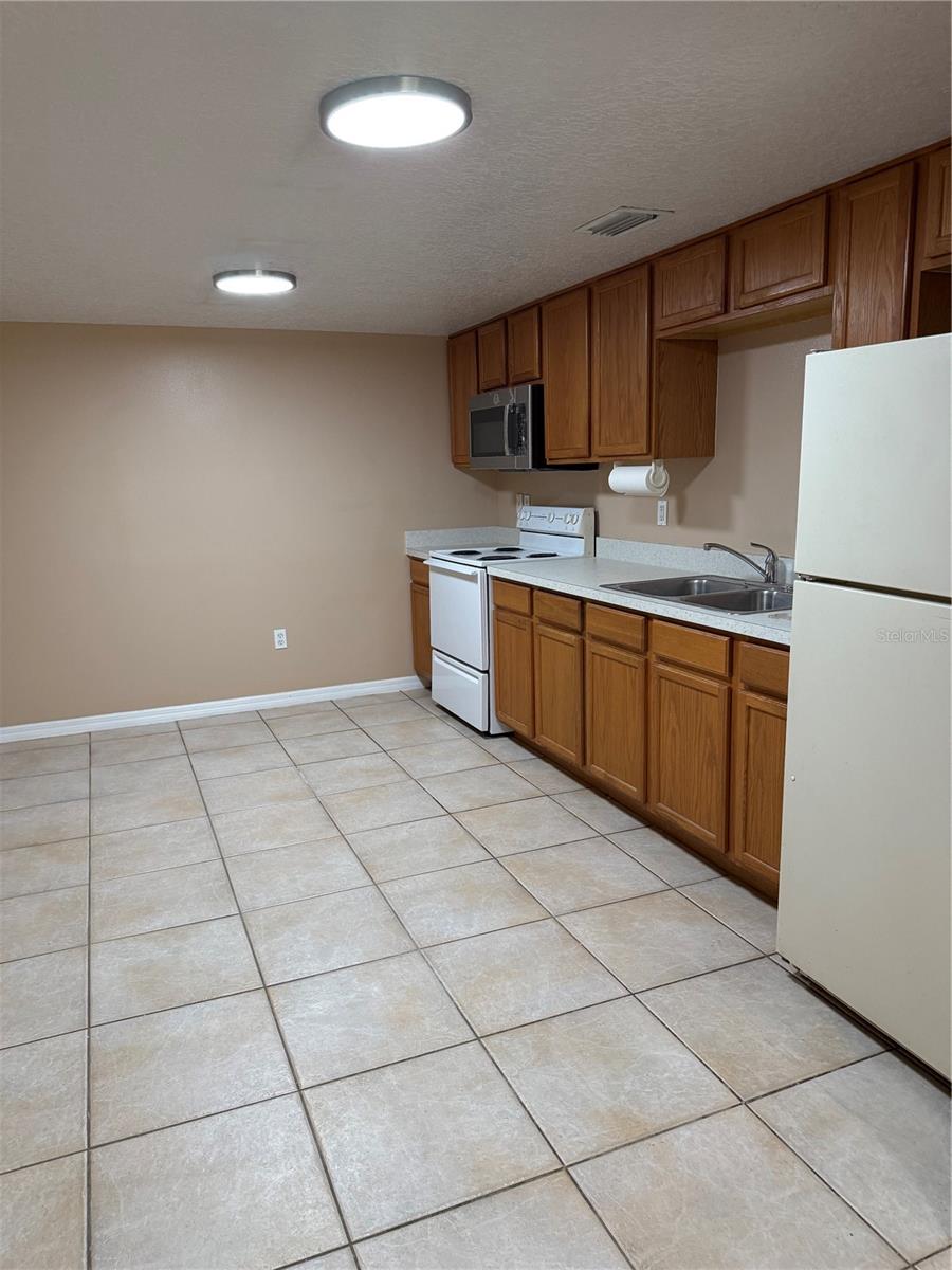 CLERMONT LAKE VIEW HEIGHTS - Residential