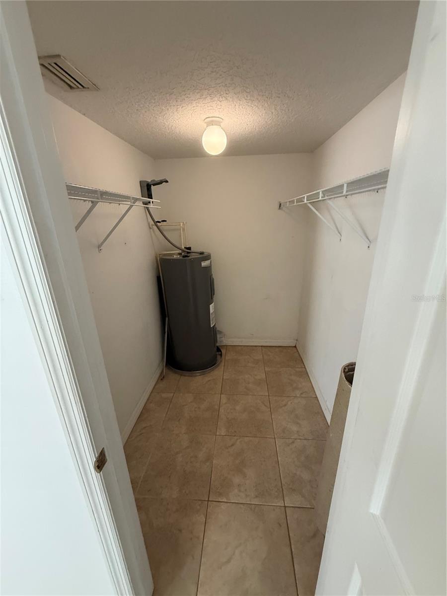 CLERMONT LAKE VIEW HEIGHTS - Residential