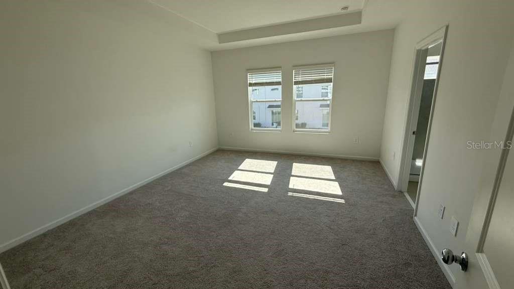 CHATEAU/ASTONIA - Residential Lease