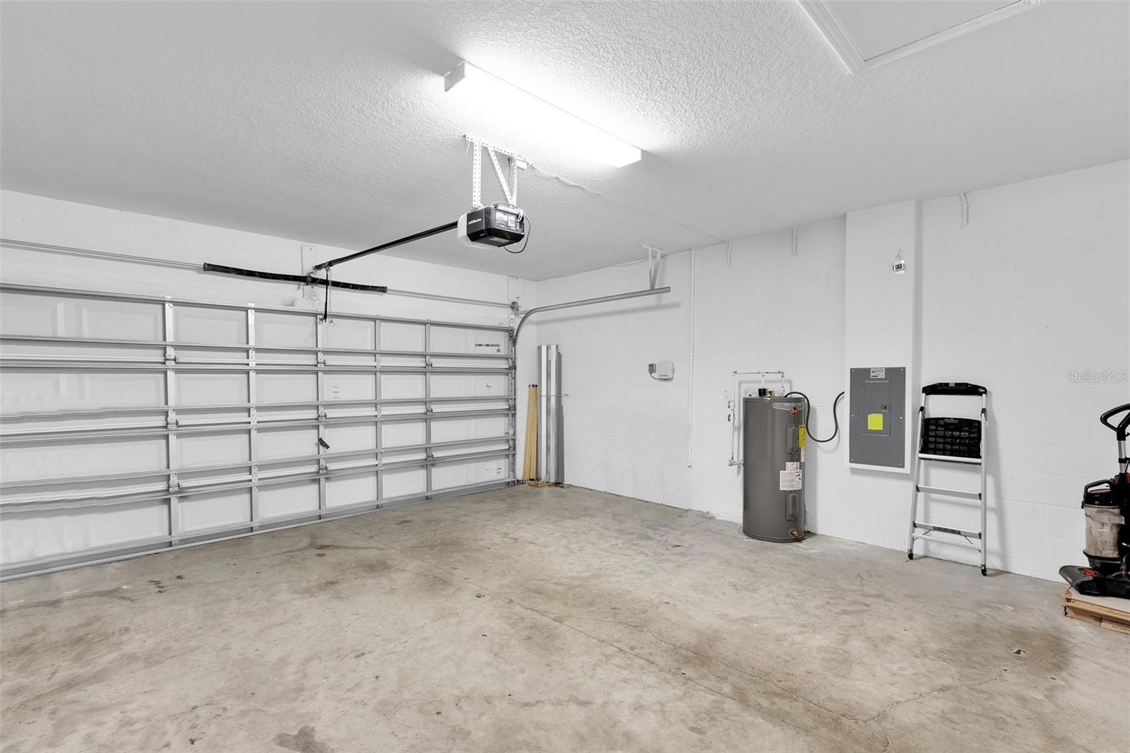 LEISEY SUB - Residential