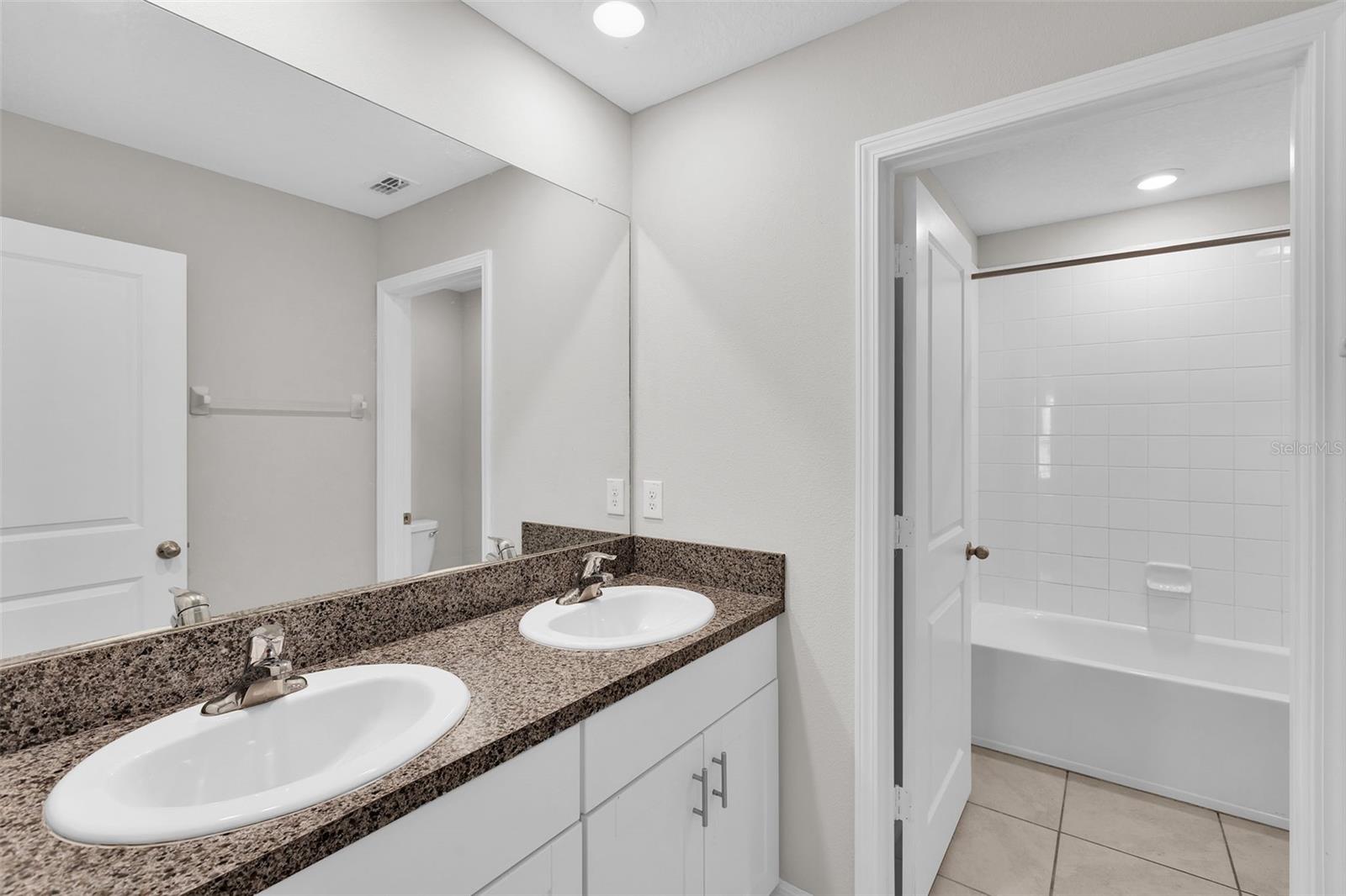 LEISEY SUB - Residential