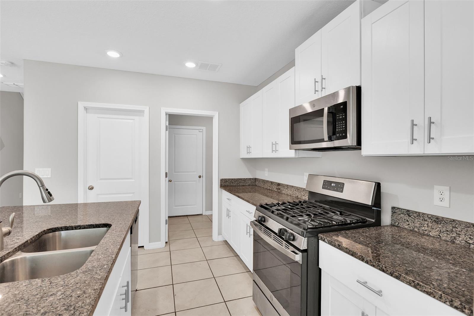 LEISEY SUB - Residential