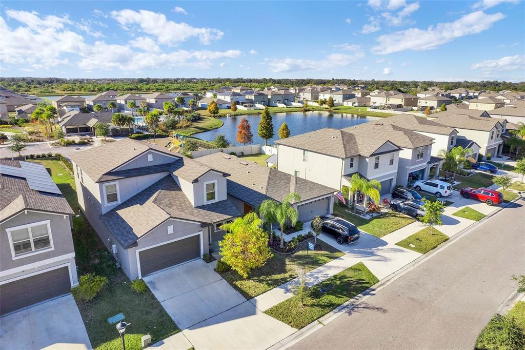 Photo of 5204 White Chicory Drive, Apollo Beach, FL 33572 (MLS # TB8459127)