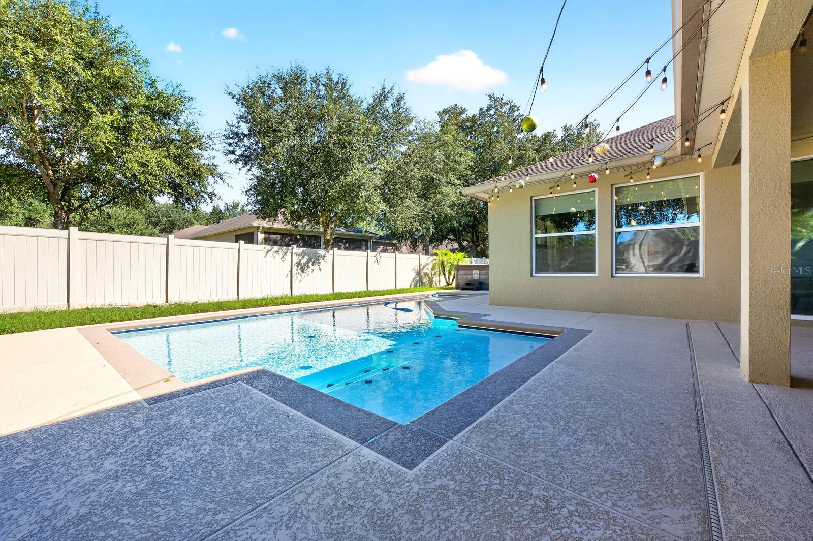 4443 PINE GOLD AVENUE