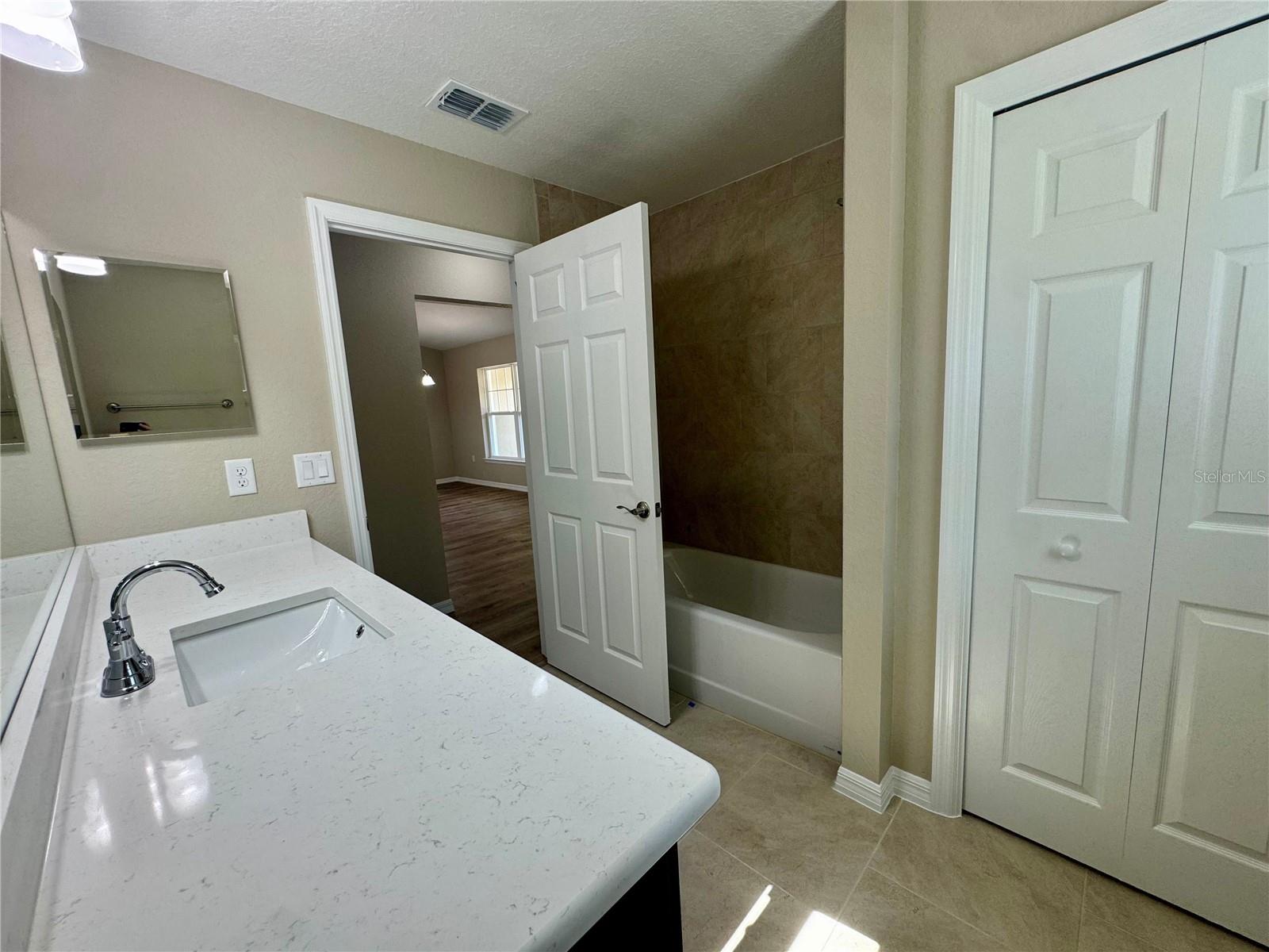 CITRUS SPGS UNIT 17 - Residential