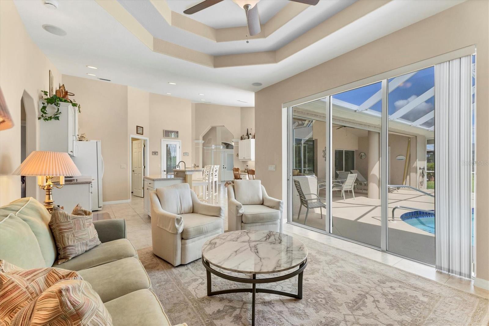 ROTONDA WHITE MARSH - Residential
