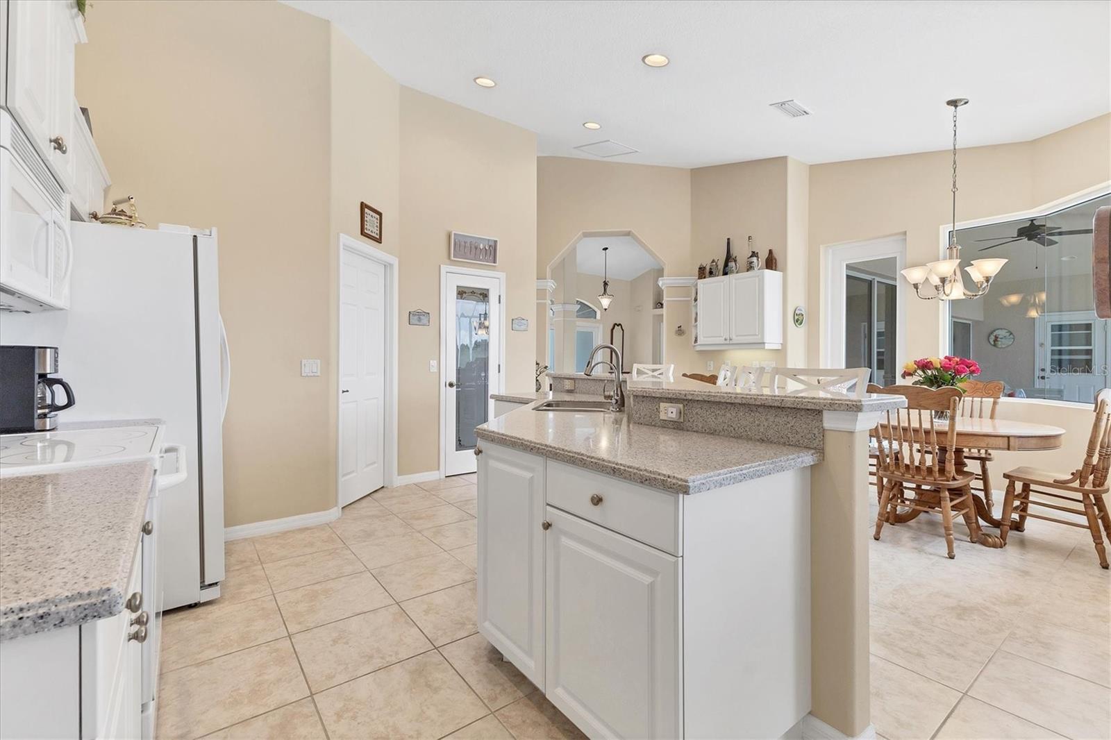 ROTONDA WHITE MARSH - Residential