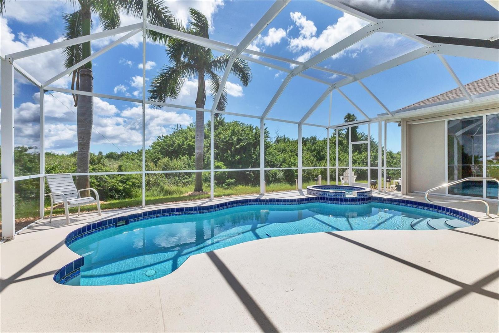ROTONDA WHITE MARSH - Residential