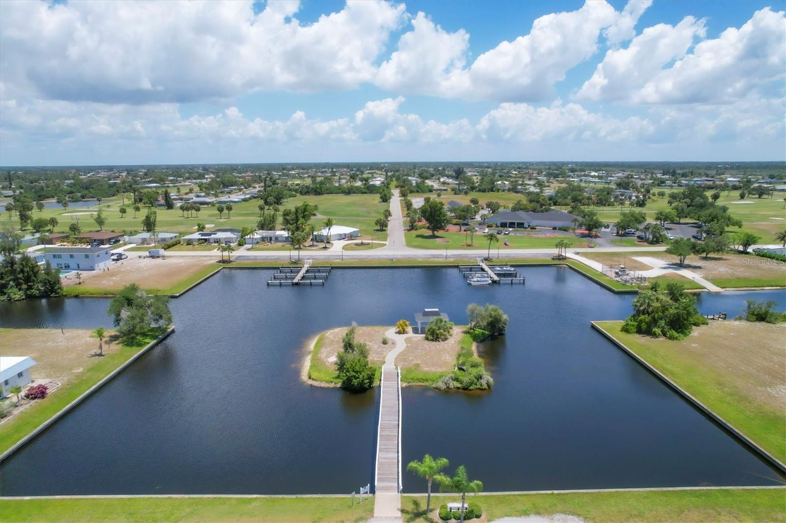 ROTONDA WHITE MARSH - Residential