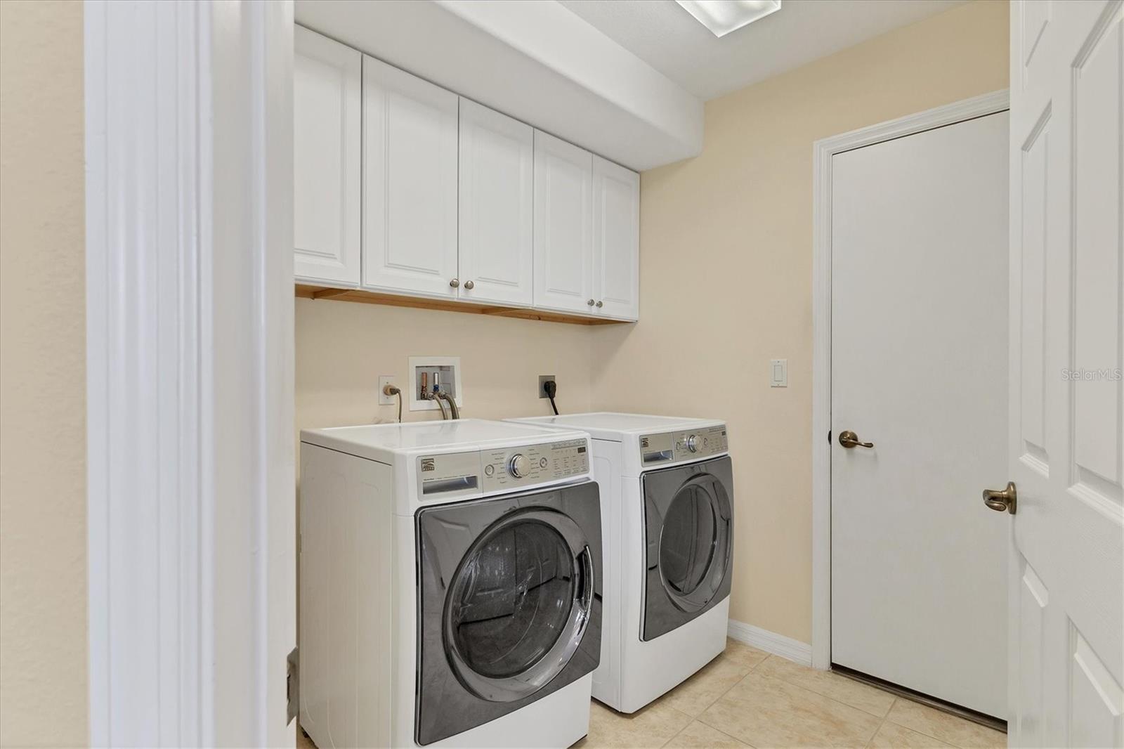 ROTONDA WHITE MARSH - Residential