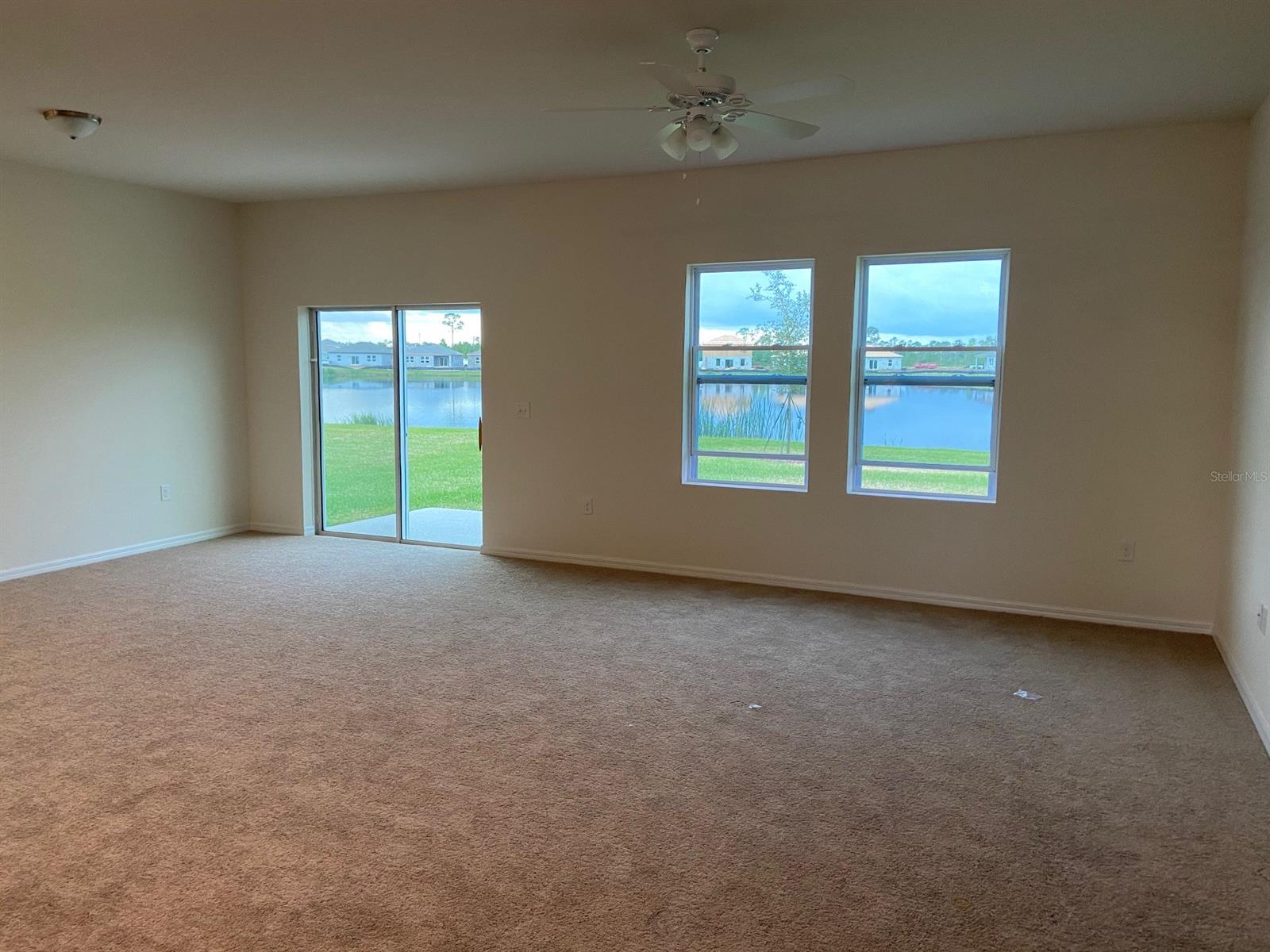 Coastal Woods Un B1 - Residential Lease