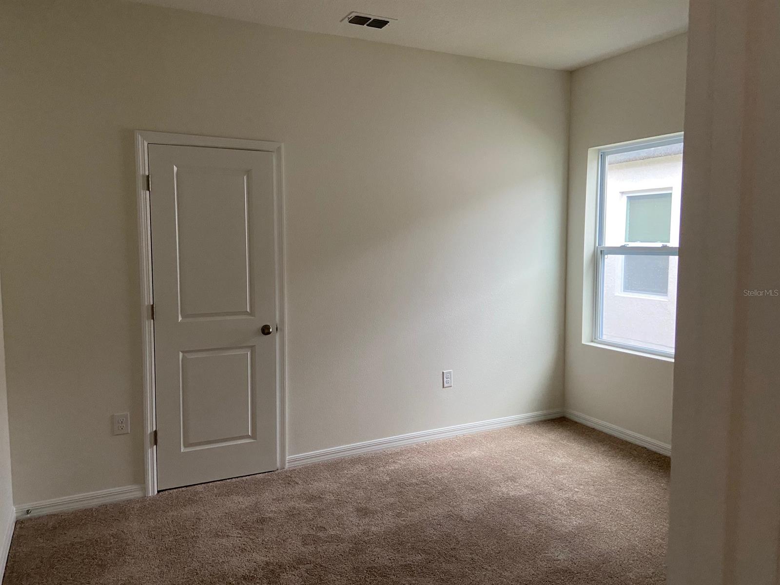 Coastal Woods Un B1 - Residential Lease