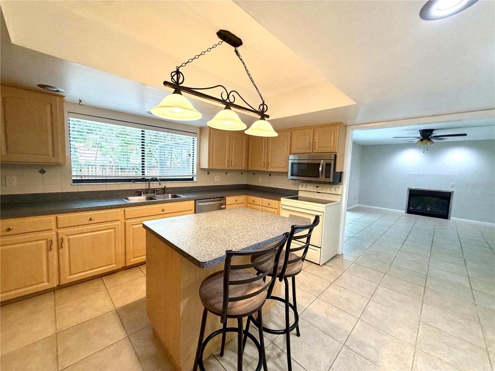 LAKE FOREST UNIT 3 - Residential