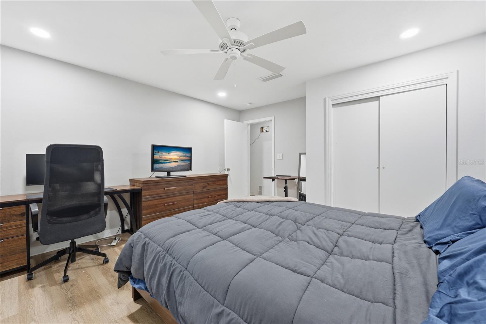 HILLSIDE REP - Residential