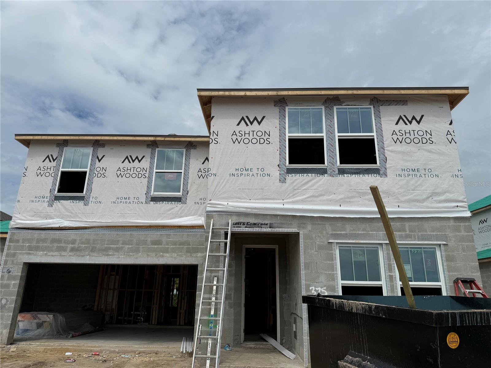 OAKFIELD TRAILS WEST - Residential