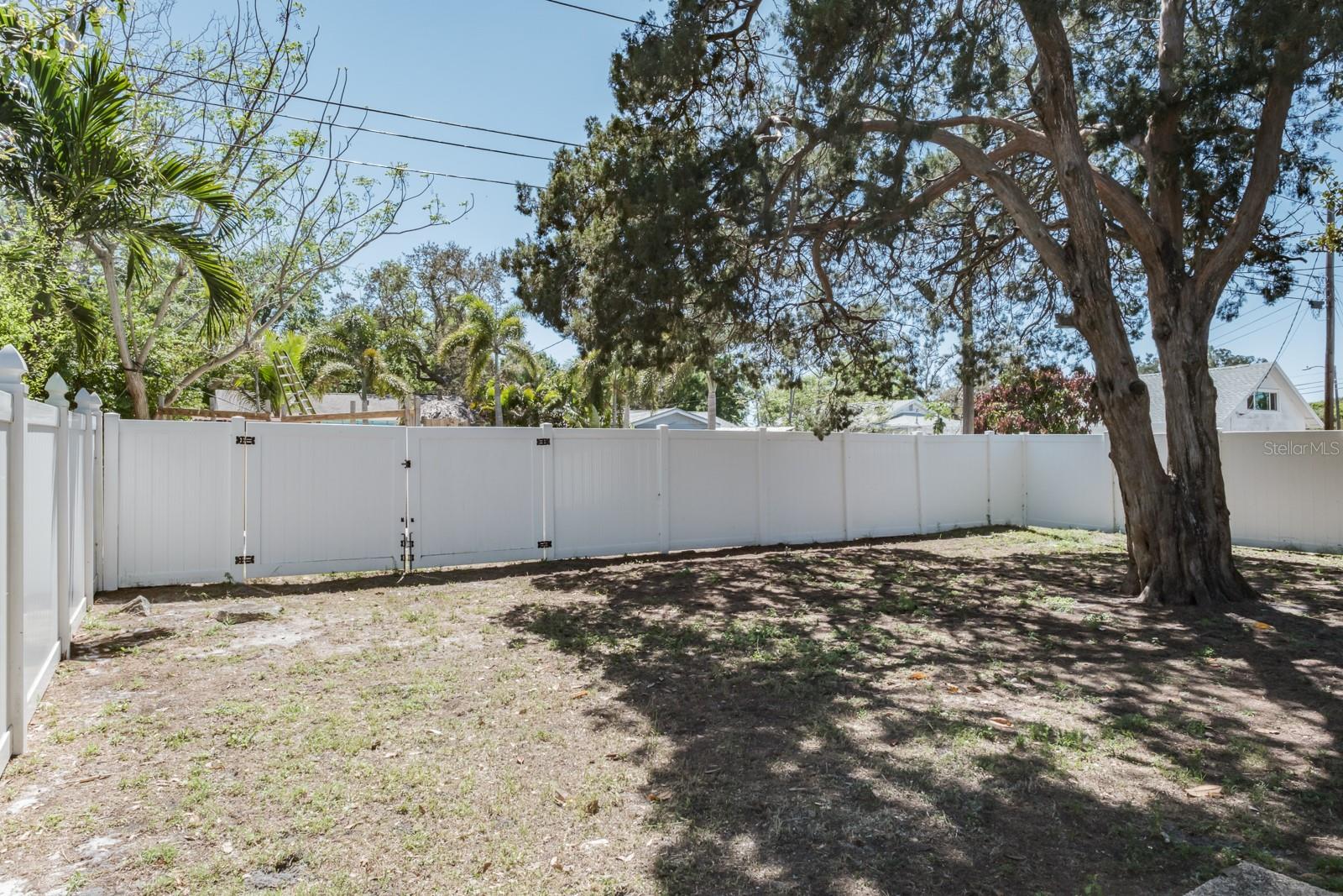 BROADACRES - Residential