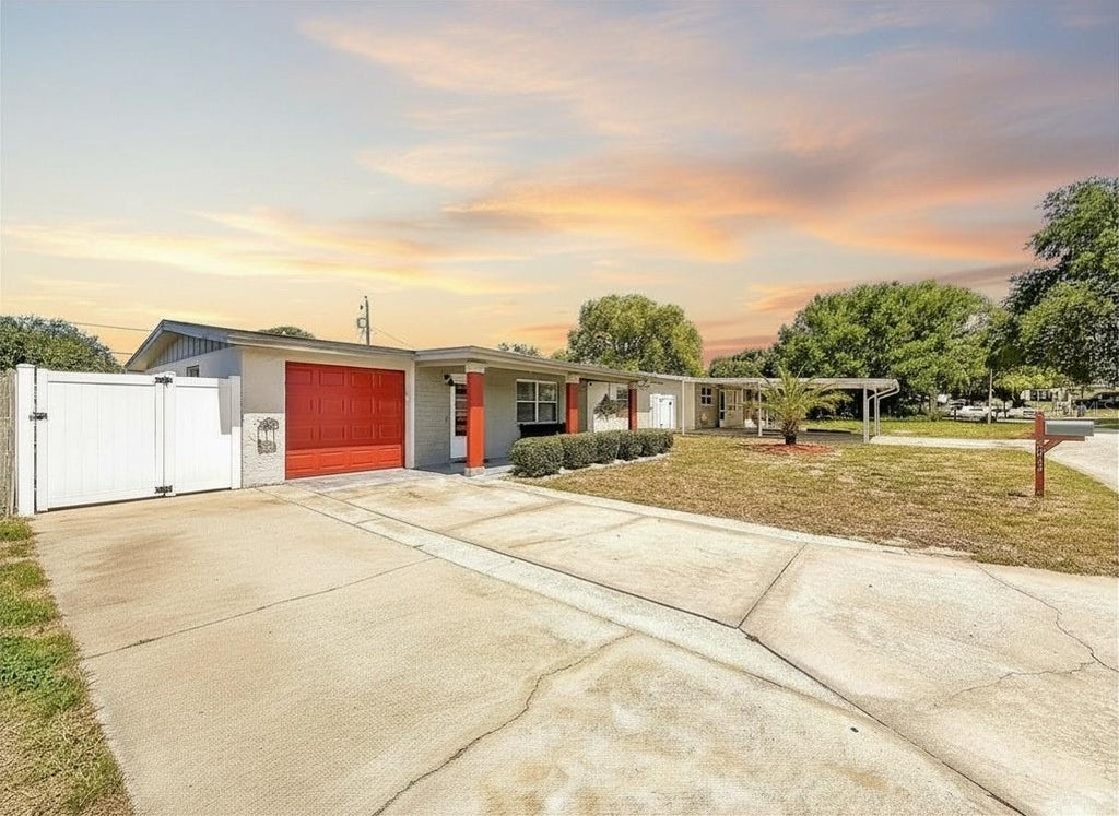Photo of 2019 Hess Drive, Holiday, FL 34691 (MLS # TB8523301)