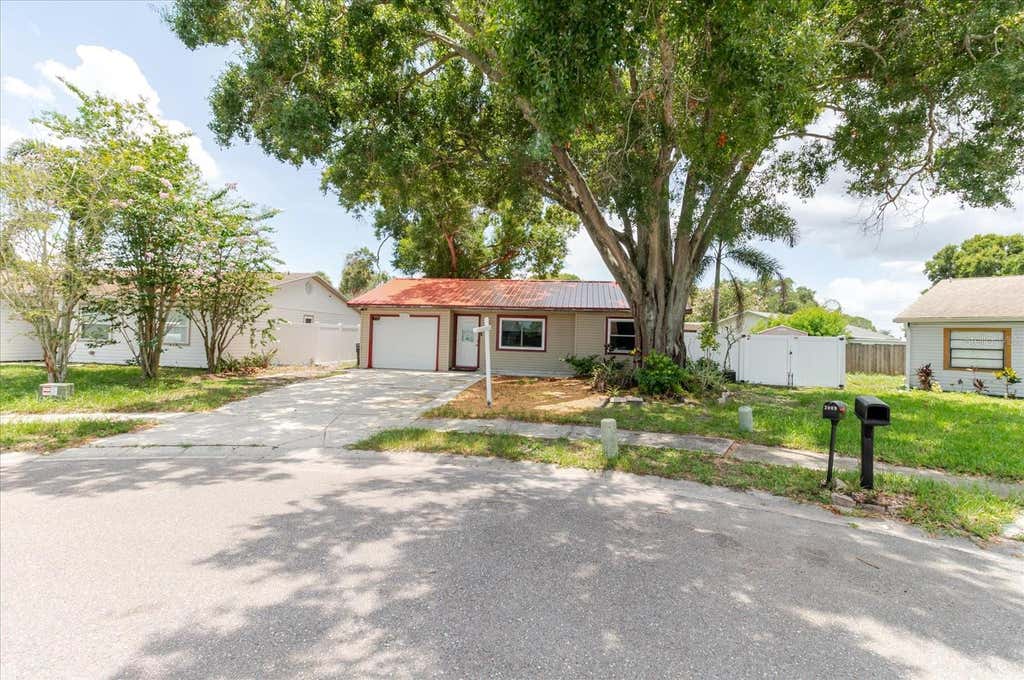 Photo of 2009 Peppertree Court, Oldsmar, FL 34677 (MLS # O6403164)