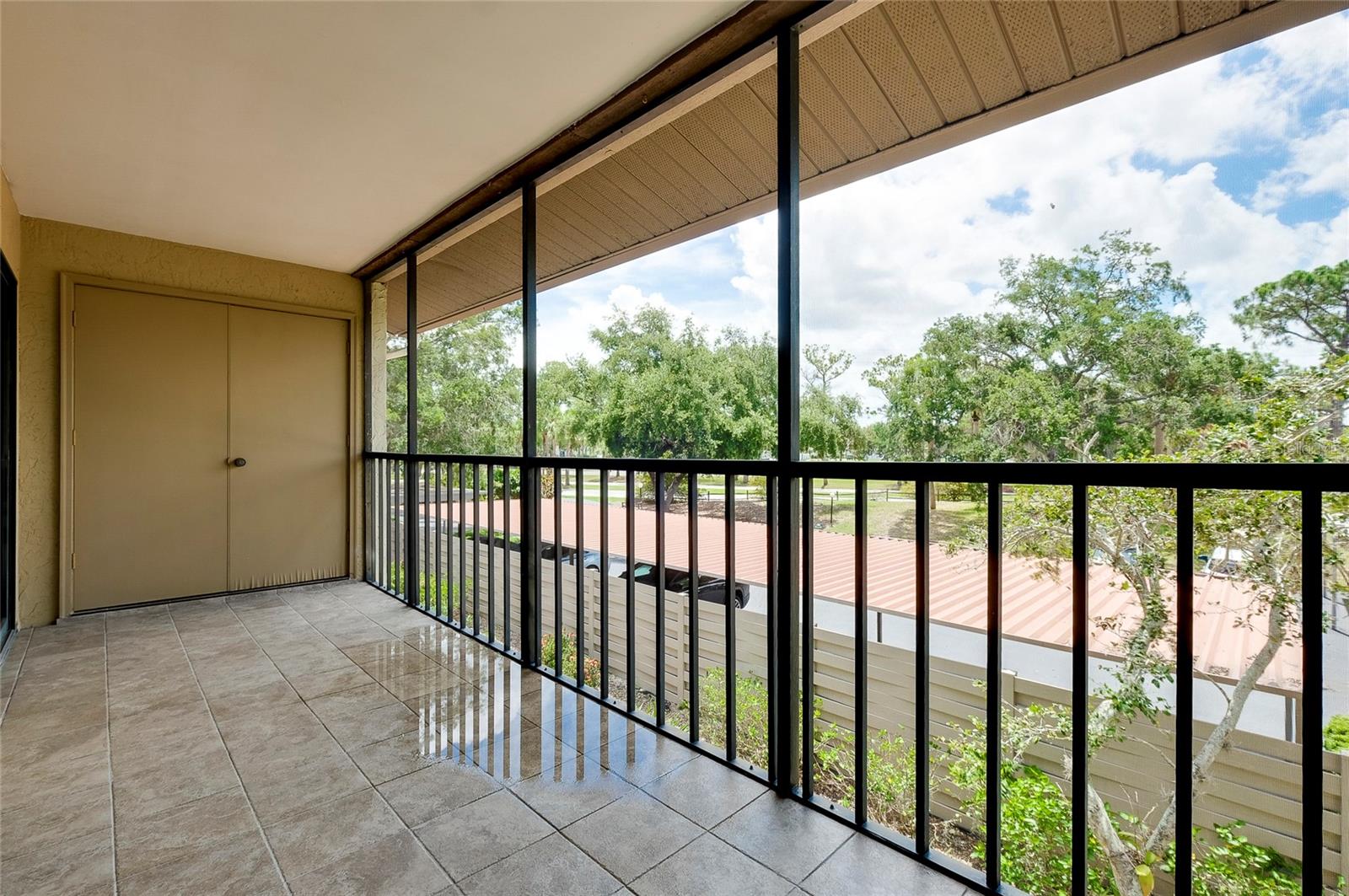 650 BIRD BAY DRIVE E 203