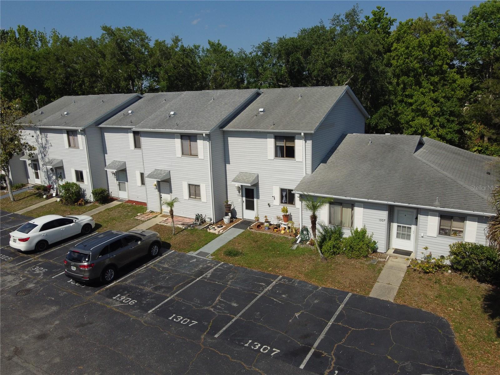 HAMMOCKS - Residential