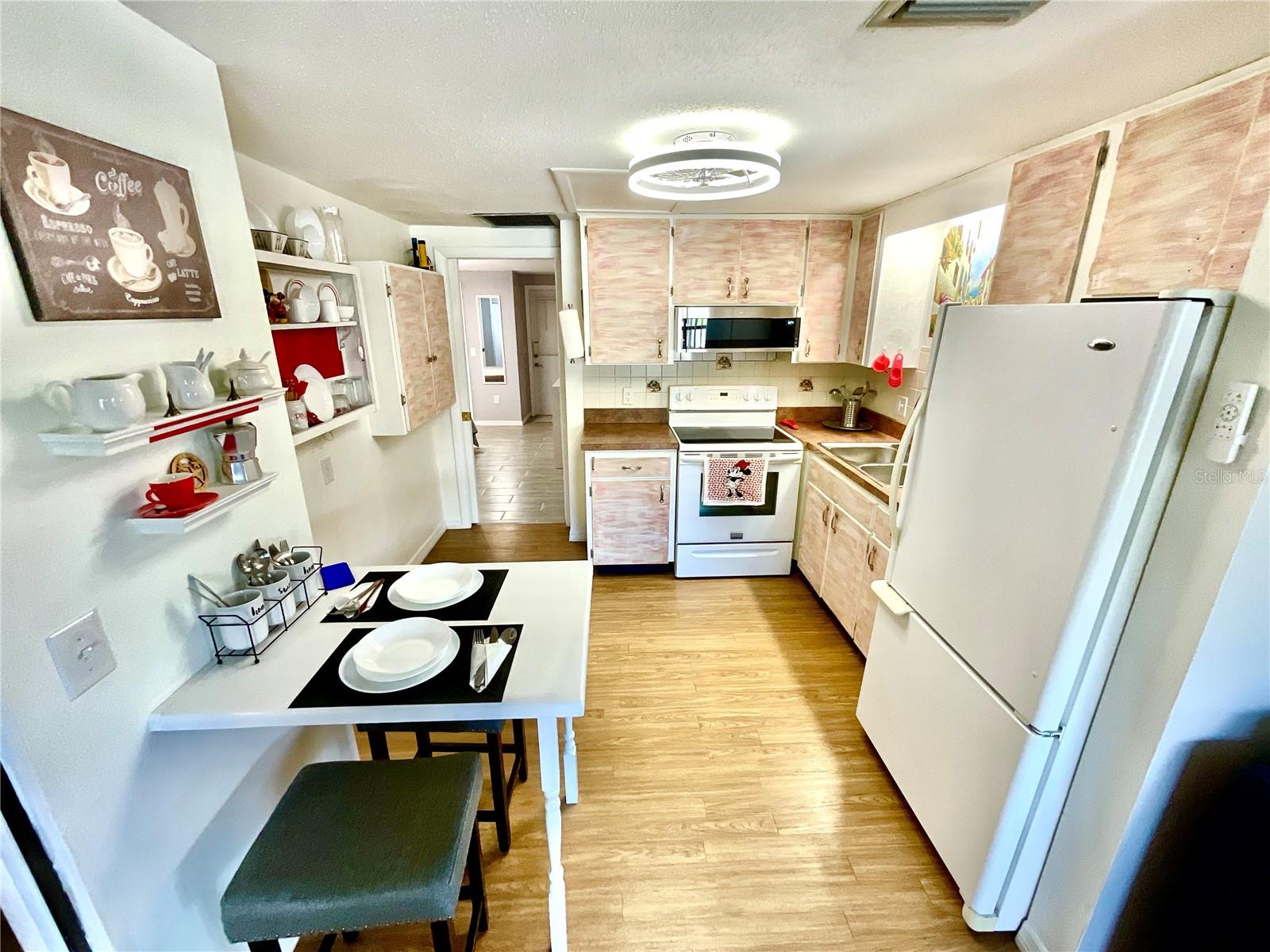 TAHITIAN PLACE - Residential Lease