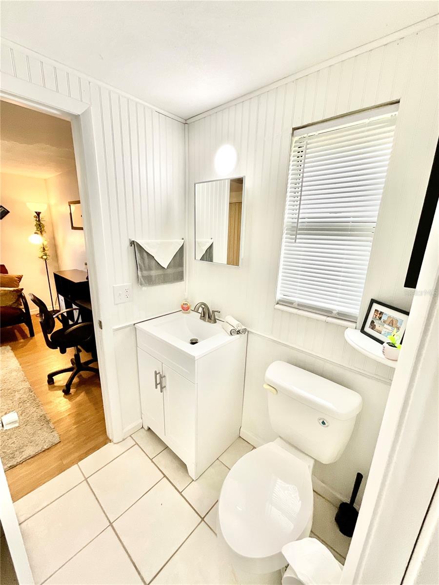 TAHITIAN PLACE - Residential Lease