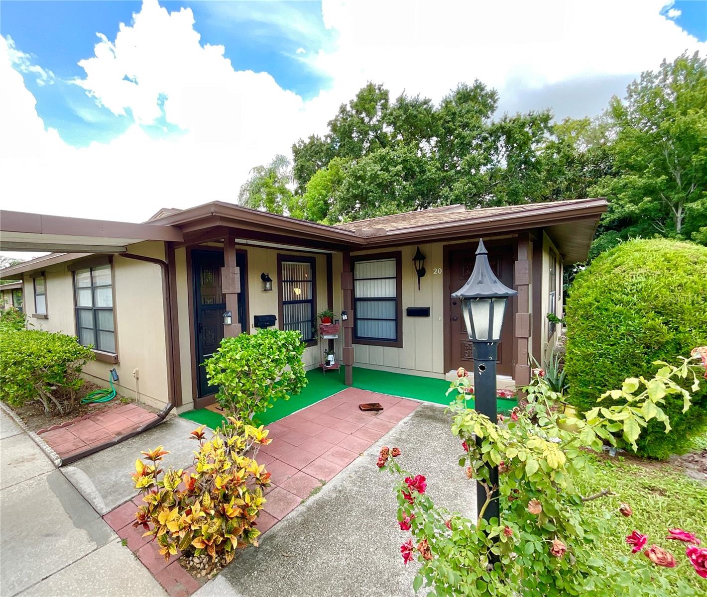 TAHITIAN PLACE - Residential Lease