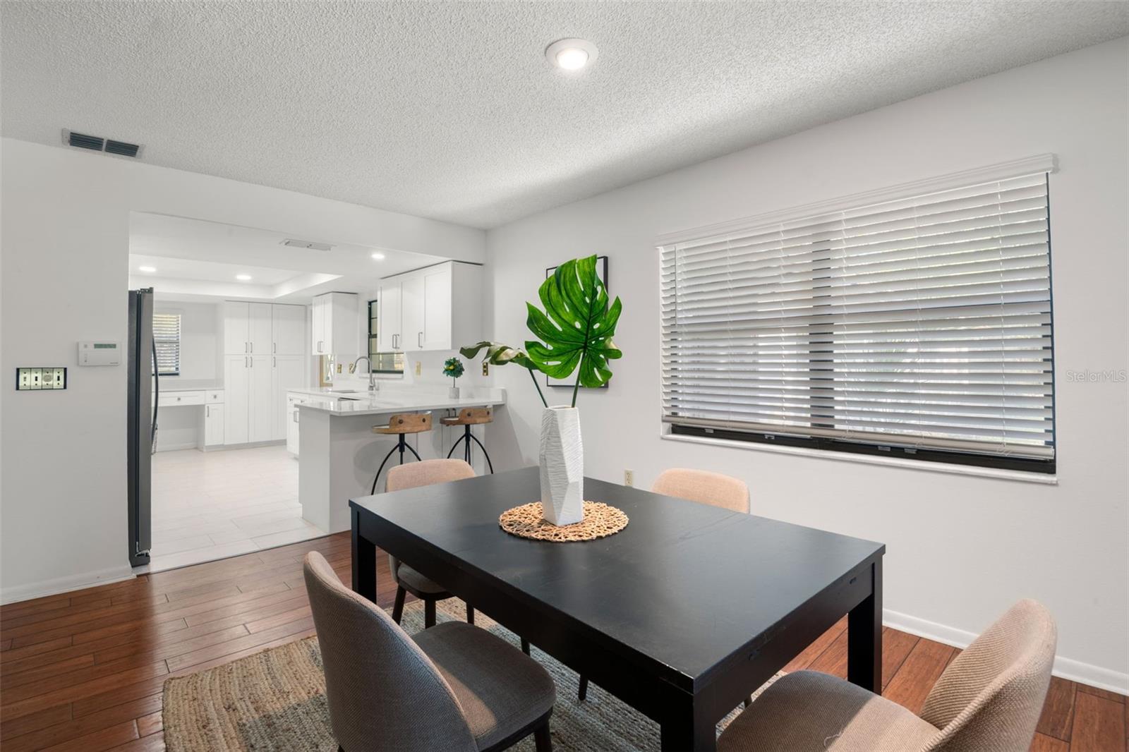 SPRING LAKE - Residential