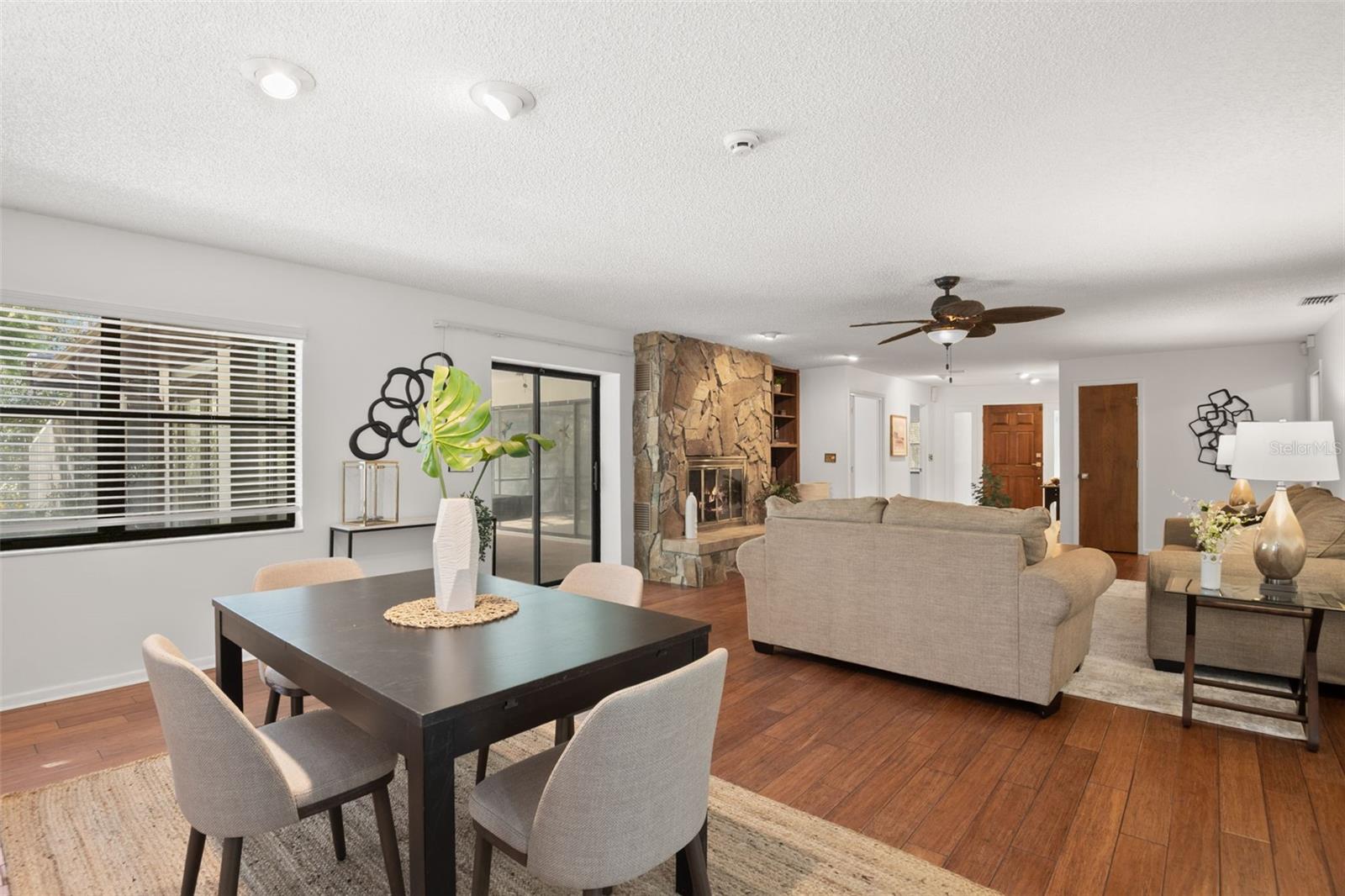 SPRING LAKE - Residential