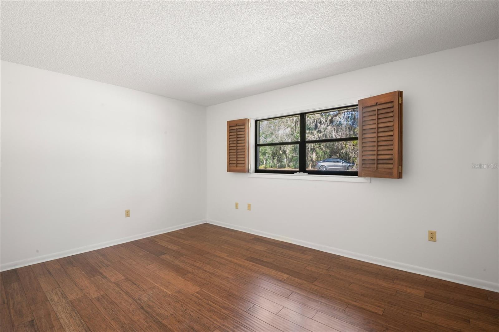 SPRING LAKE - Residential