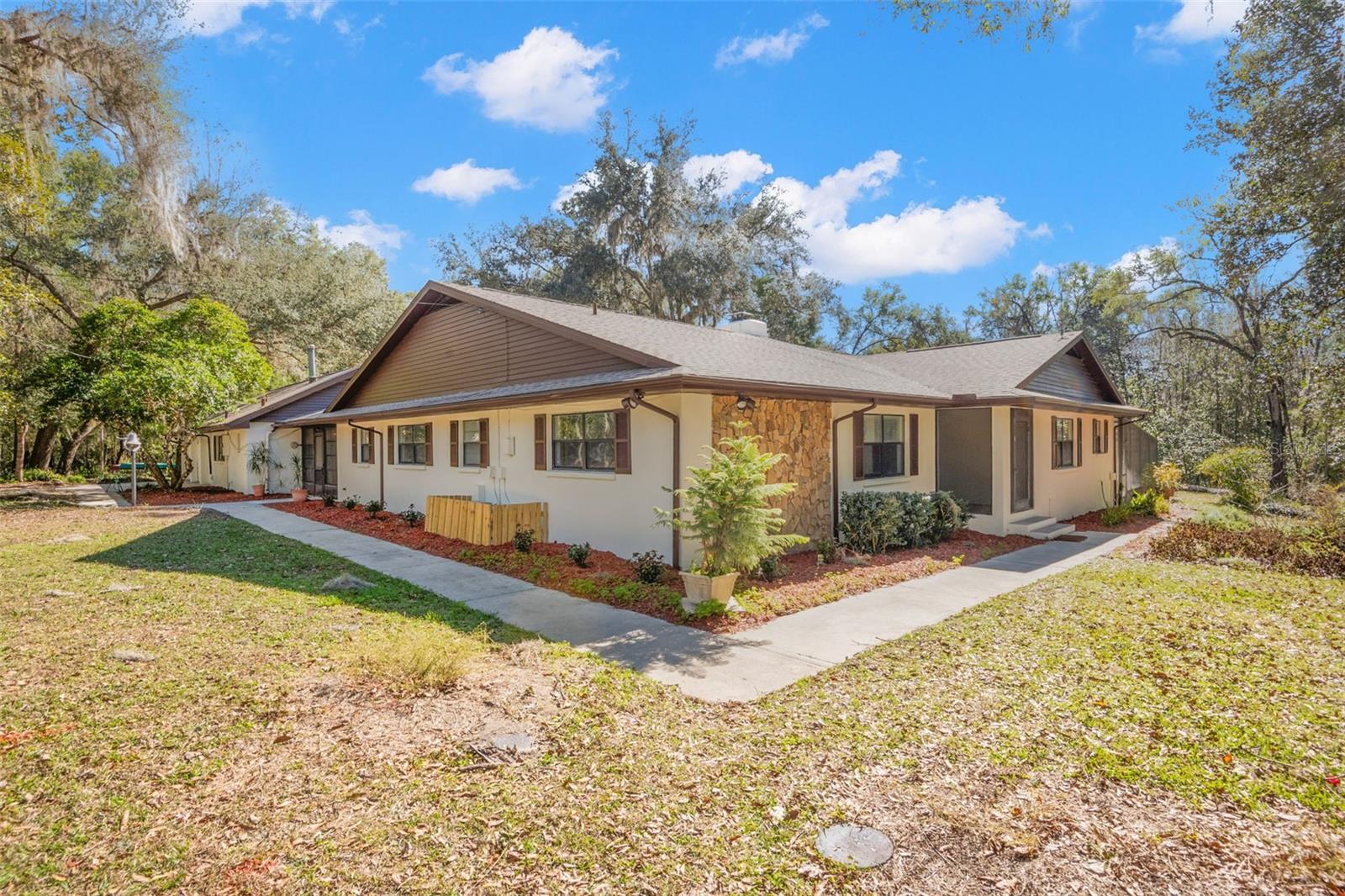 SPRING LAKE - Residential