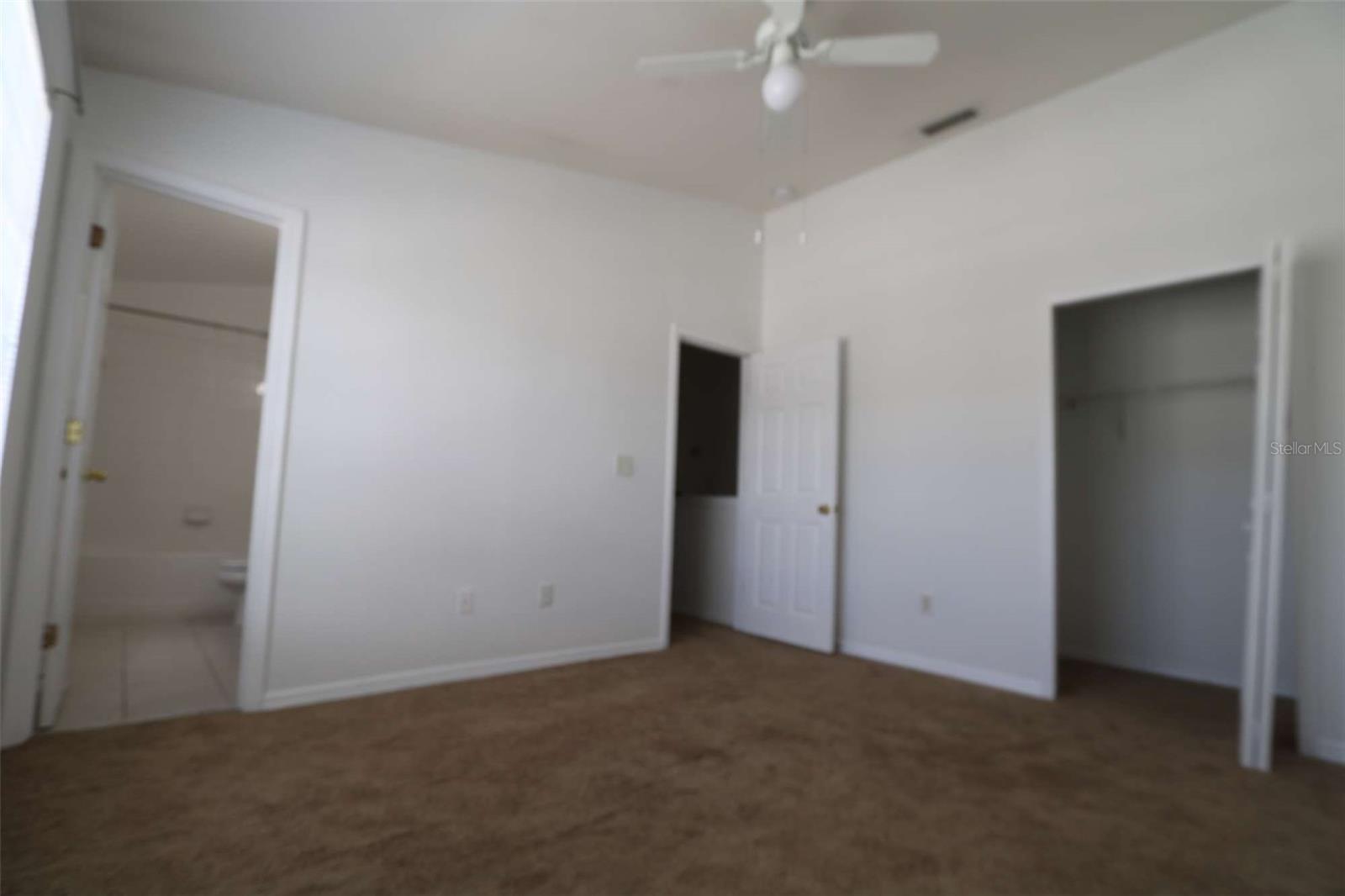 VILLAGES OF BLOOMINGDALE PH - Residential Lease